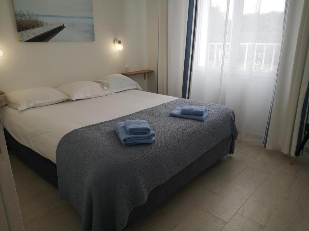 Place Alexandre Stanier Apt N 7 Avec Terrasse Asnelles Exterior photo